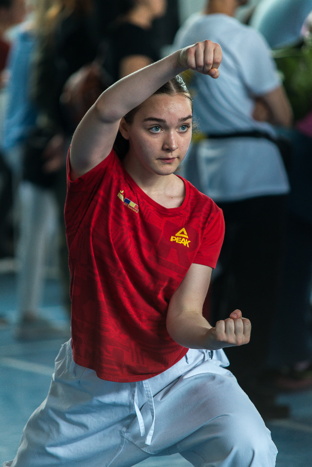 Când perseverența învinge emoțiile – Povestea sportivei Radu Andreea